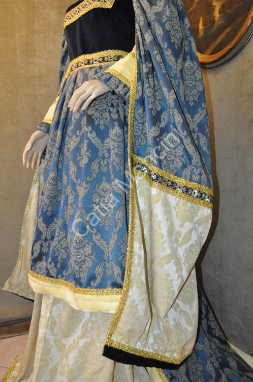 Abbigliamento Donna del Medioevo (14)