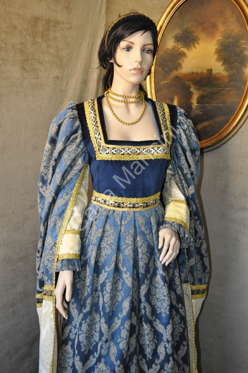 Abbigliamento Donna del Medioevo (3)