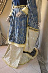 Abbigliamento Donna del Medioevo (4)