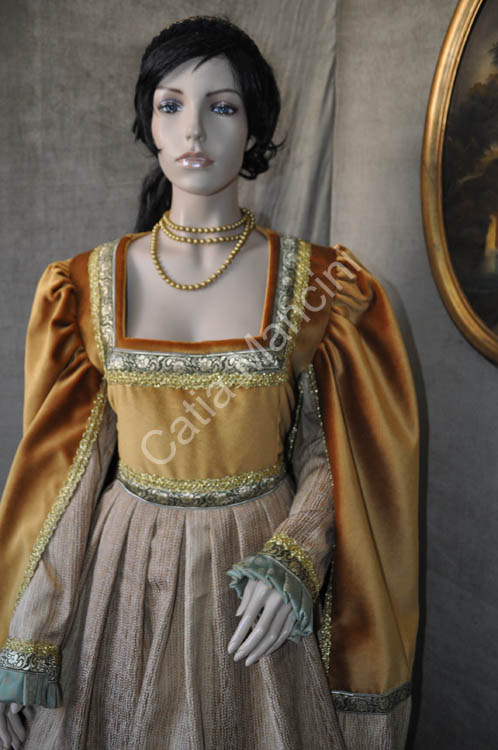 Costumi-Medievali-Donna (2)