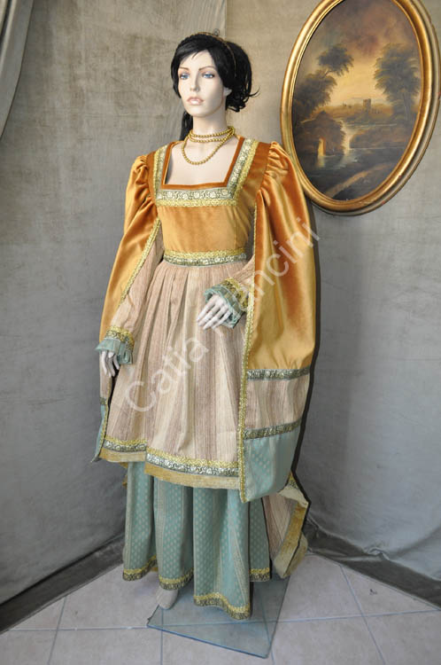 Costumi-Medievali-Donna (5)