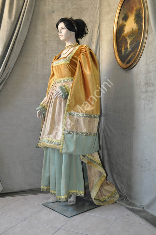 Costumi-Medievali-Donna (7)