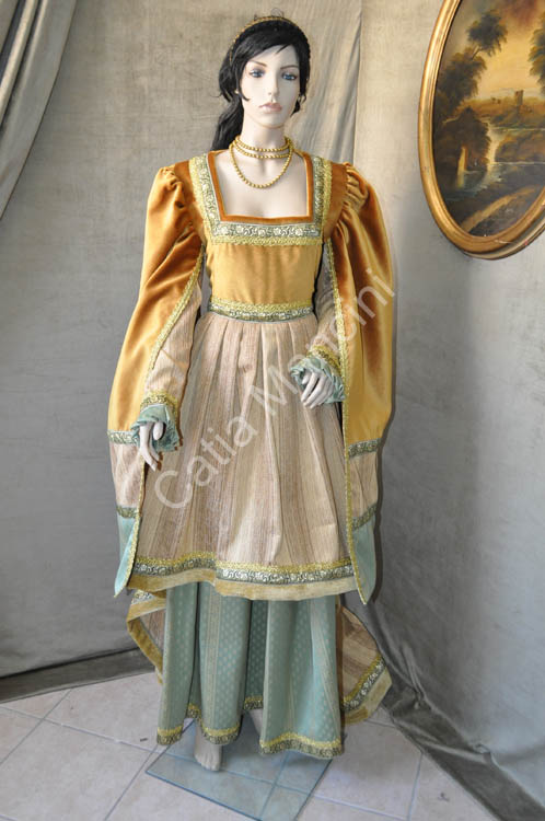 Costumi-Medievali-Donna (8)