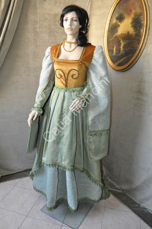 Vestito Donna del Medioevo 1380 (7)