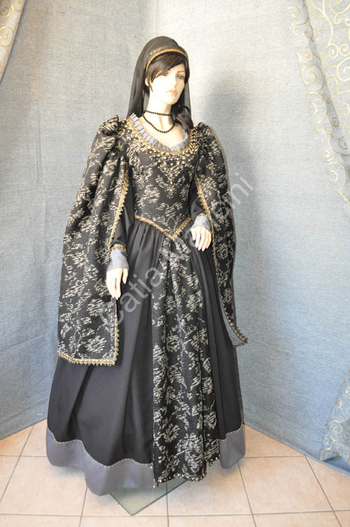 Abbigliamento-Donna-Medioevo (1)