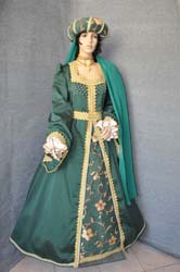 Costume Storico Donna nel medioevo (12)