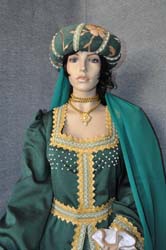 Costume Storico Donna nel medioevo (15)