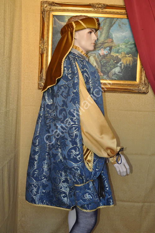 Medieval Dress European Man (10)