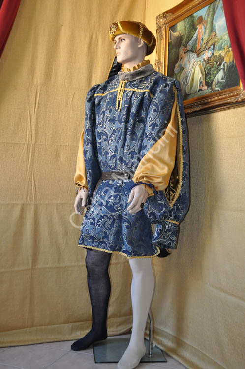 Medieval Dress European Man (13)