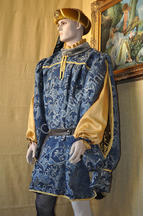 Medieval Dress European Man (14)