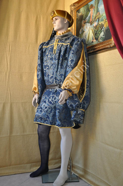 Medieval Dress European Man (15)