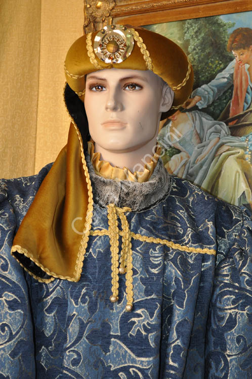 Medieval Dress European Man (4)
