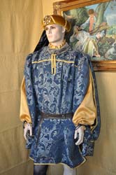 Medieval Dress European Man (16)