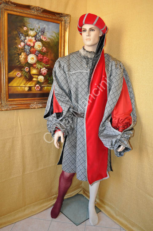 Costume per rappresentazione medievale (13)