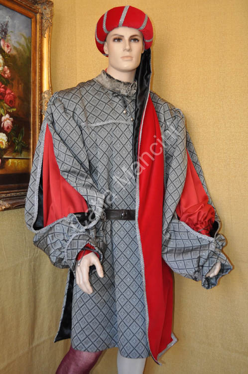 Costume per rappresentazione medievale (14)