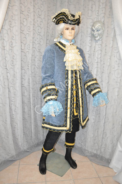 costumi storici 1735 (1)