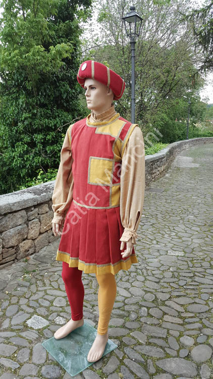 medieval-dress-man (3)