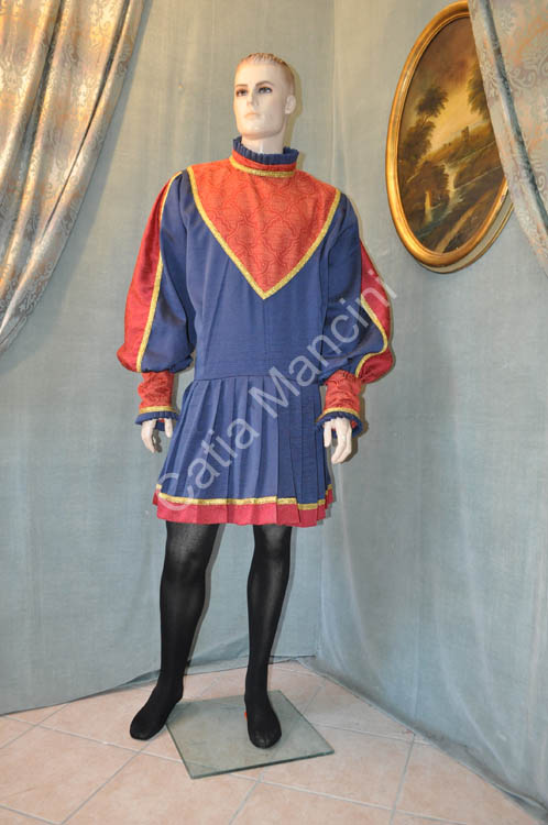 Costume-Storico-per-Rievocazione-Medievale