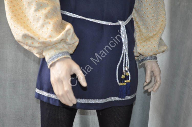 Costume-Maschile-nel-medioevo (12)