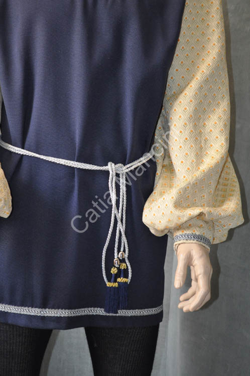 Costume-Maschile-nel-medioevo (5)