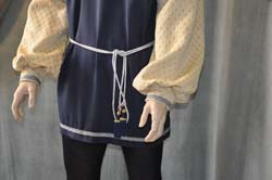 Costume-Maschile-nel-medioevo (7)