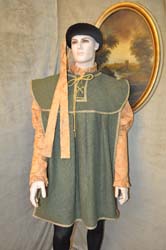 Vestito-Cavaliere-del-Medioevo (1)