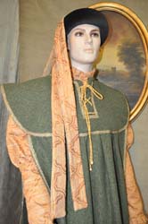 Vestito-Cavaliere-del-Medioevo (3)