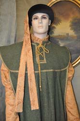 Vestito-Cavaliere-del-Medioevo (6)