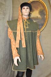 Vestito-Cavaliere-del-Medioevo (7)