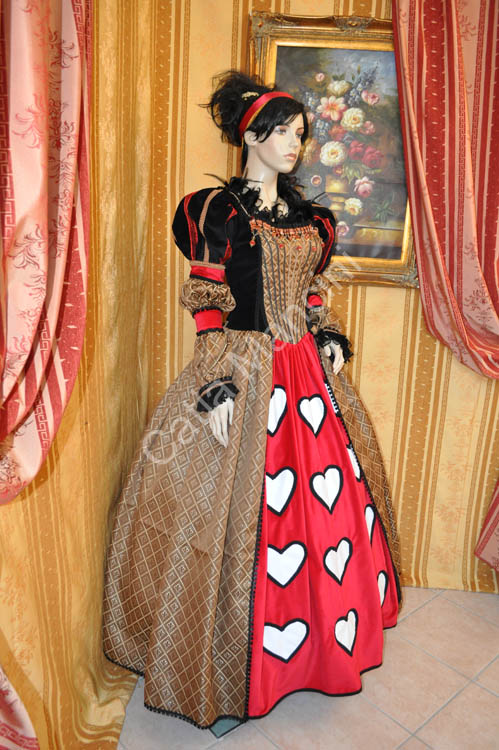 Red Queen Costume (11)