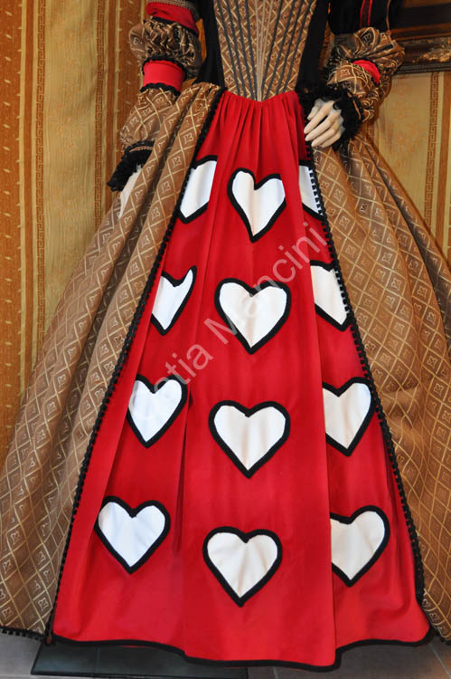 Red Queen Costume (12)