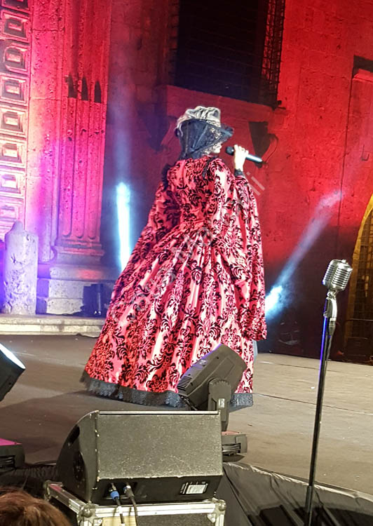 Catia Mancini Piazza del Popolo Ascoli Piceno Costumi 123 (20)