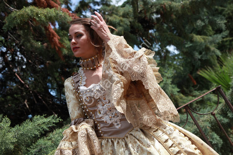Catia Mancini abito storico (1)