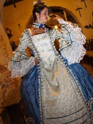 Costumes and Historical Clothing (8)