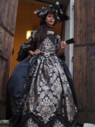Costumes and Historical Clothing (9)