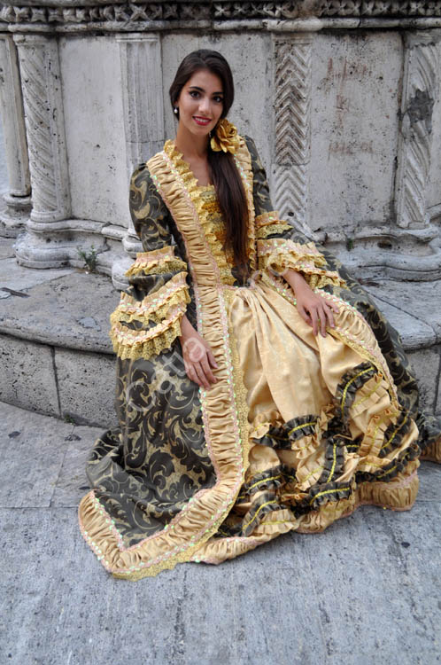 Venetian woman costume for sale 6