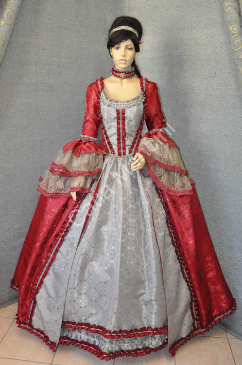 costume storico donna teatro 1700