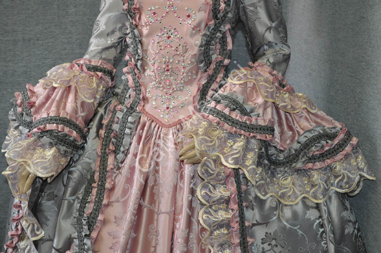 Costume Storico Donna del Settecento (11)