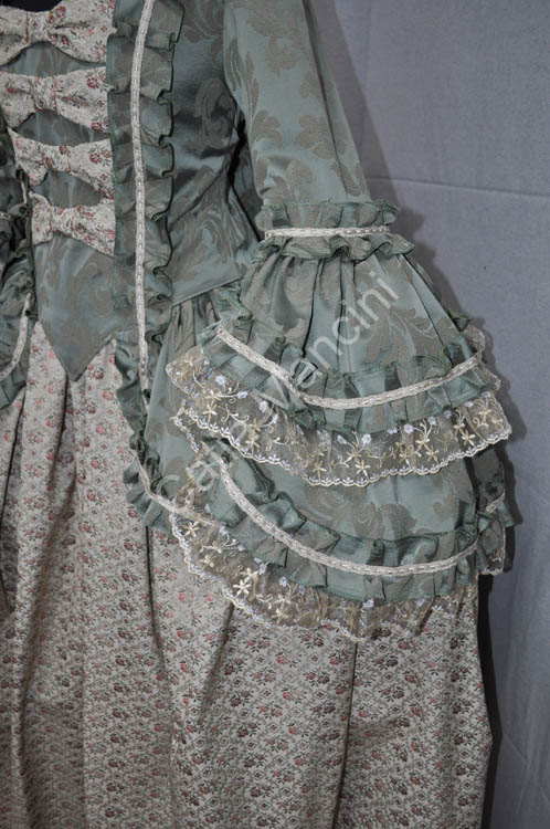 COSTUME STORICO DONNA DEL 1700 (15)