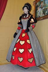 costume queen of hearts (14)