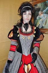 costume queen of hearts (3)